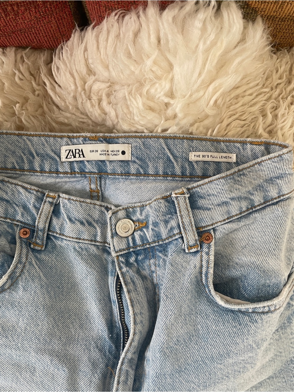 Zara Light Blue Women’s Jeans - The 90's Full Length (cropped)